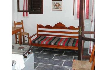 Grecia Privát Kalives, Esterno